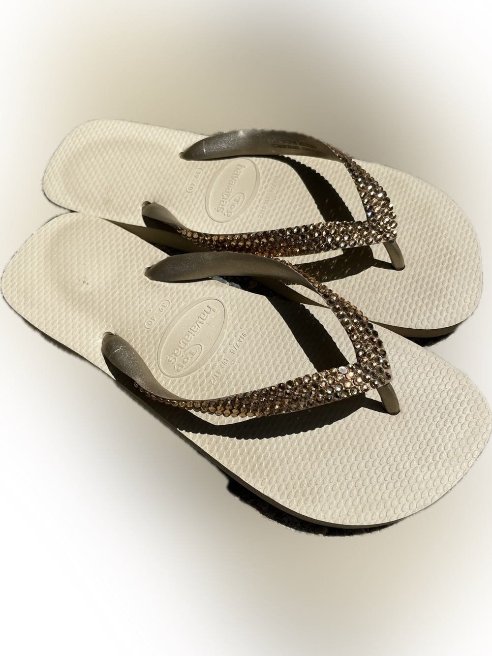 Havaianas Women’s Champagne Flip Flops Embellished with Swarovski Crystals Sz 8